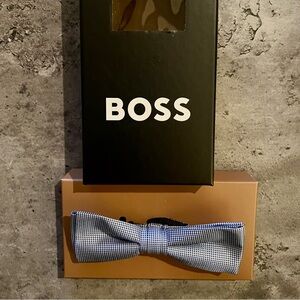 BOSS by HUGO BOSS 100% Silk Pre-Tied Blue & White Micro Pattern Bow Tie